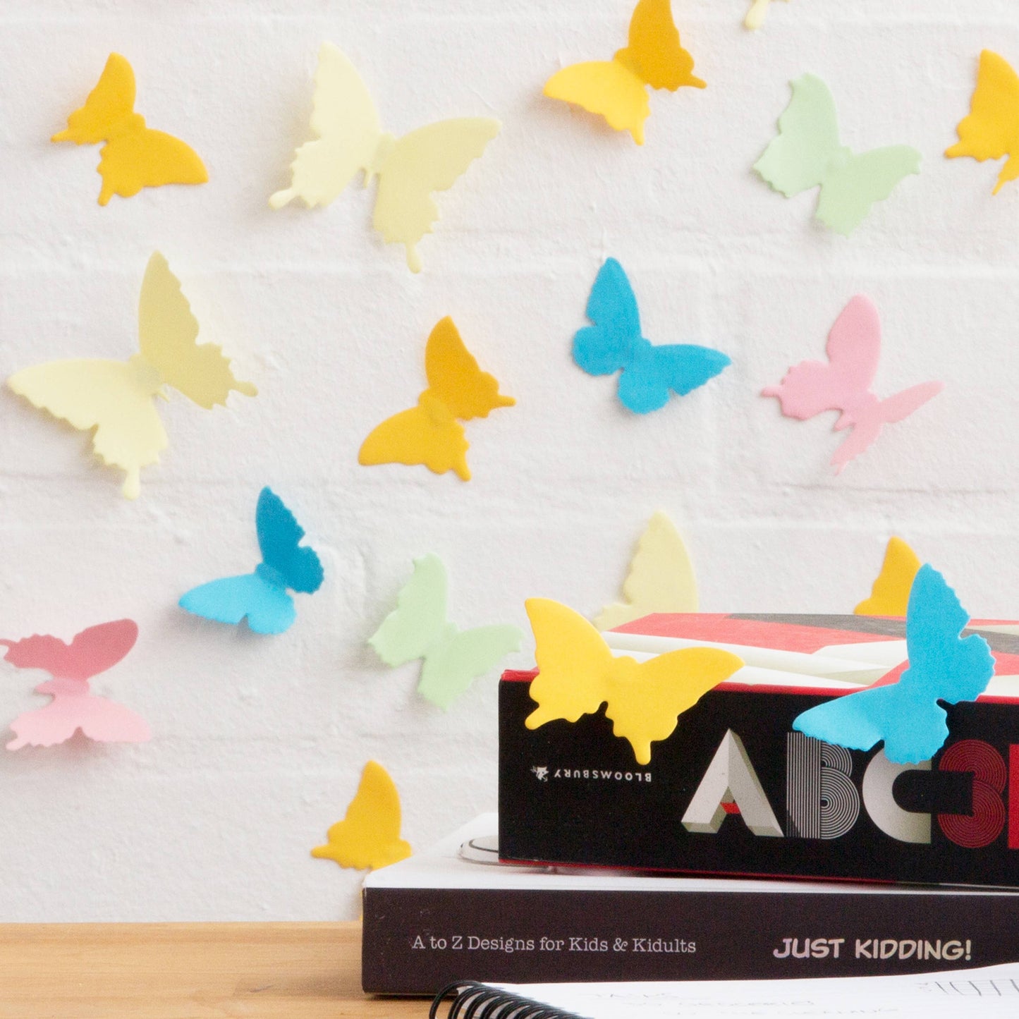 Sticky Notes Butterfly - Specimen Box